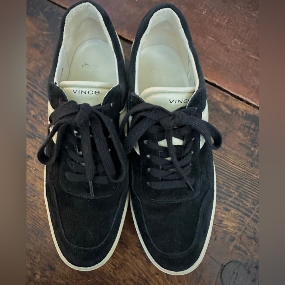 Vince women’s Warren Sneakers